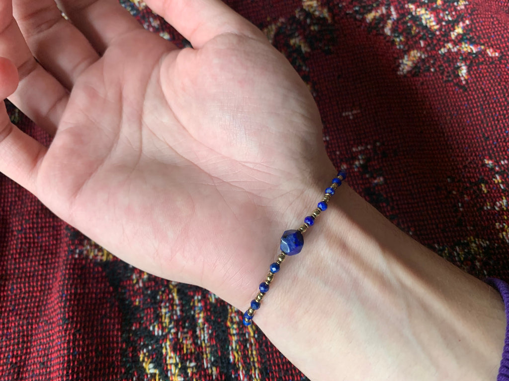 Stretchy Fidget Bracelet - Lapis Lazuli 27 Gem