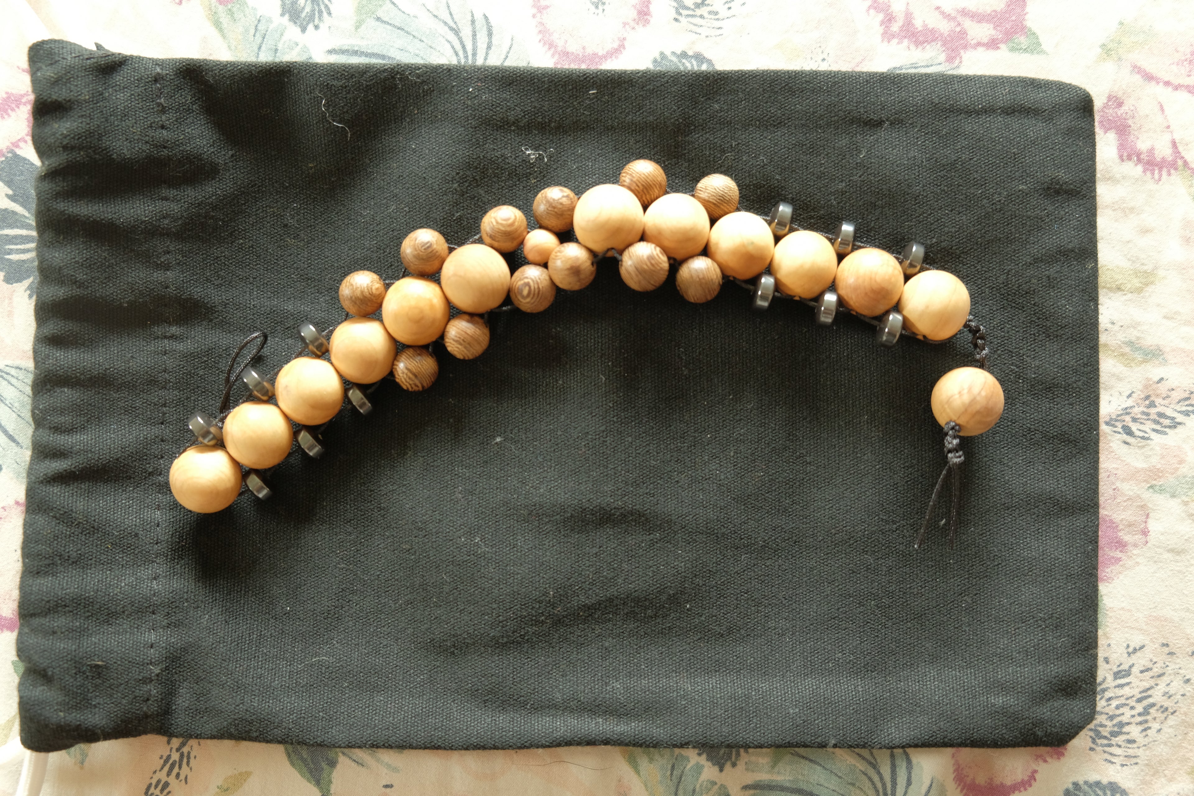 Chetki Fidget Bracelet - Golden Sandalwood, Wenge, Hematite