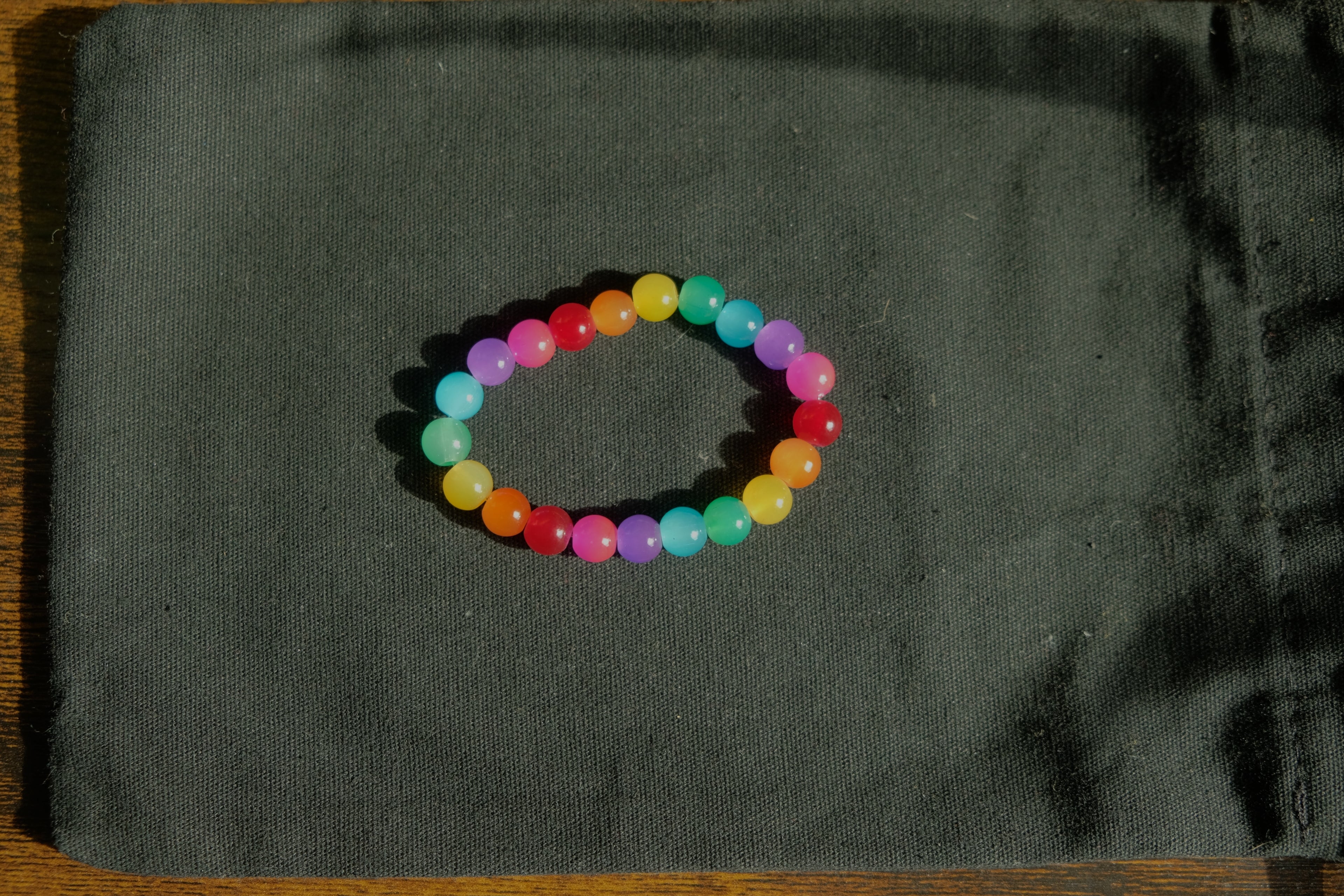 Stretchy Fidget Bracelet - Glass Rainbow