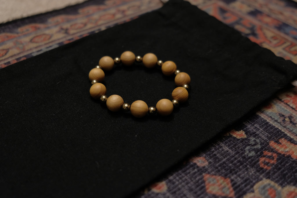 Stretchy Fidget Bracelet - Golden Sandalwood